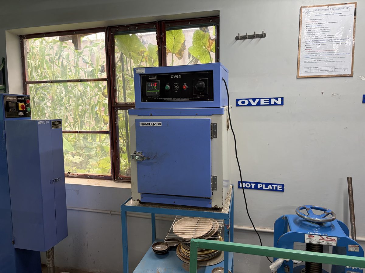 Hot Air Oven (Drying Oven) — view 2 — NKMPV NABL lab, Pinjore