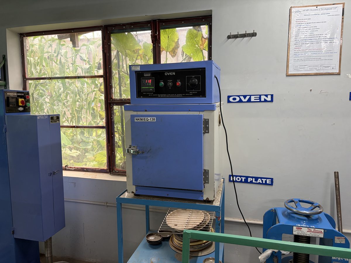 Hot Air Oven (Drying Oven) — view 3 — NKMPV NABL lab, Pinjore