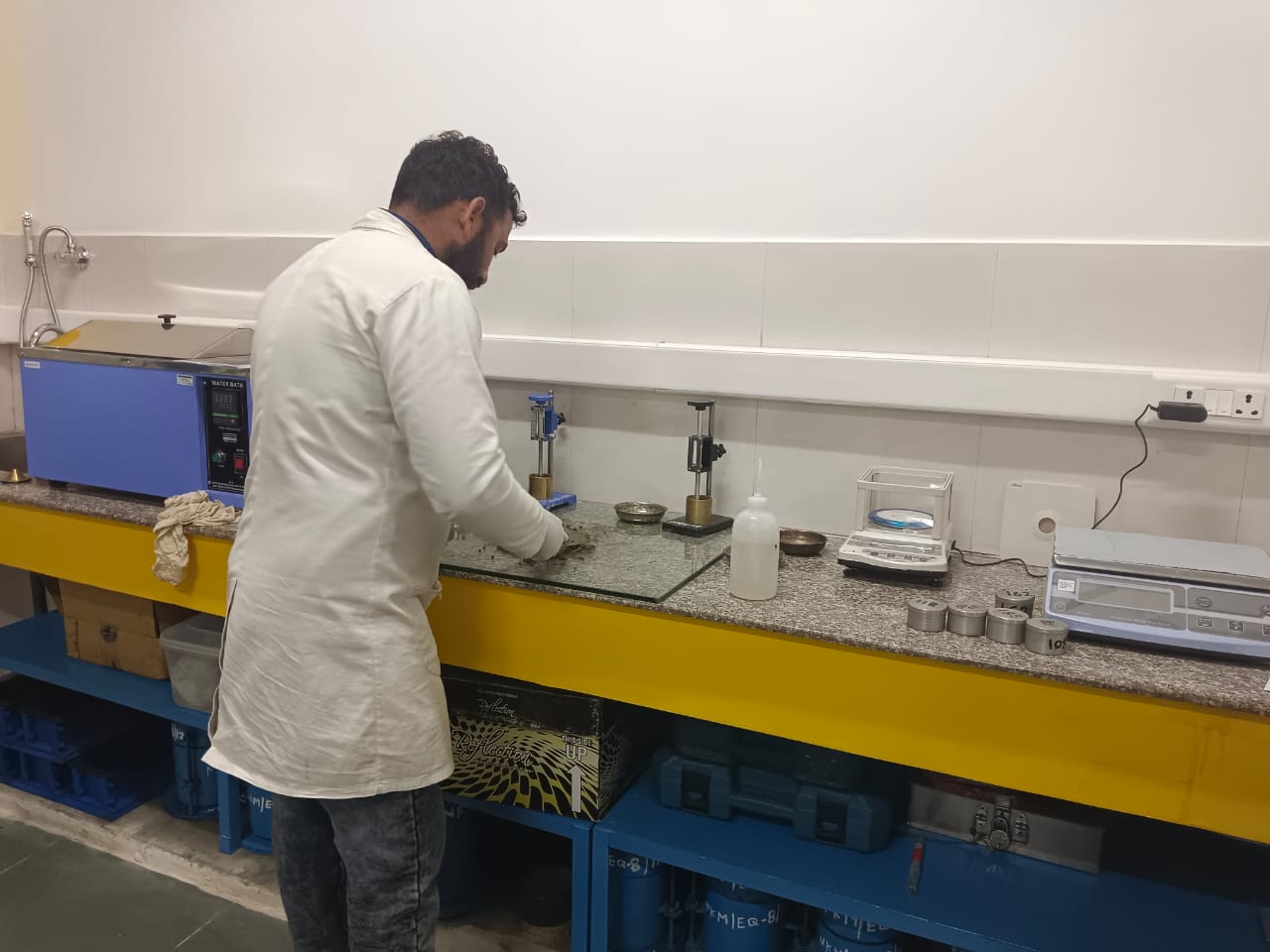 Liquid Limit and Plastic Limit Testing (Atterberg Limits)