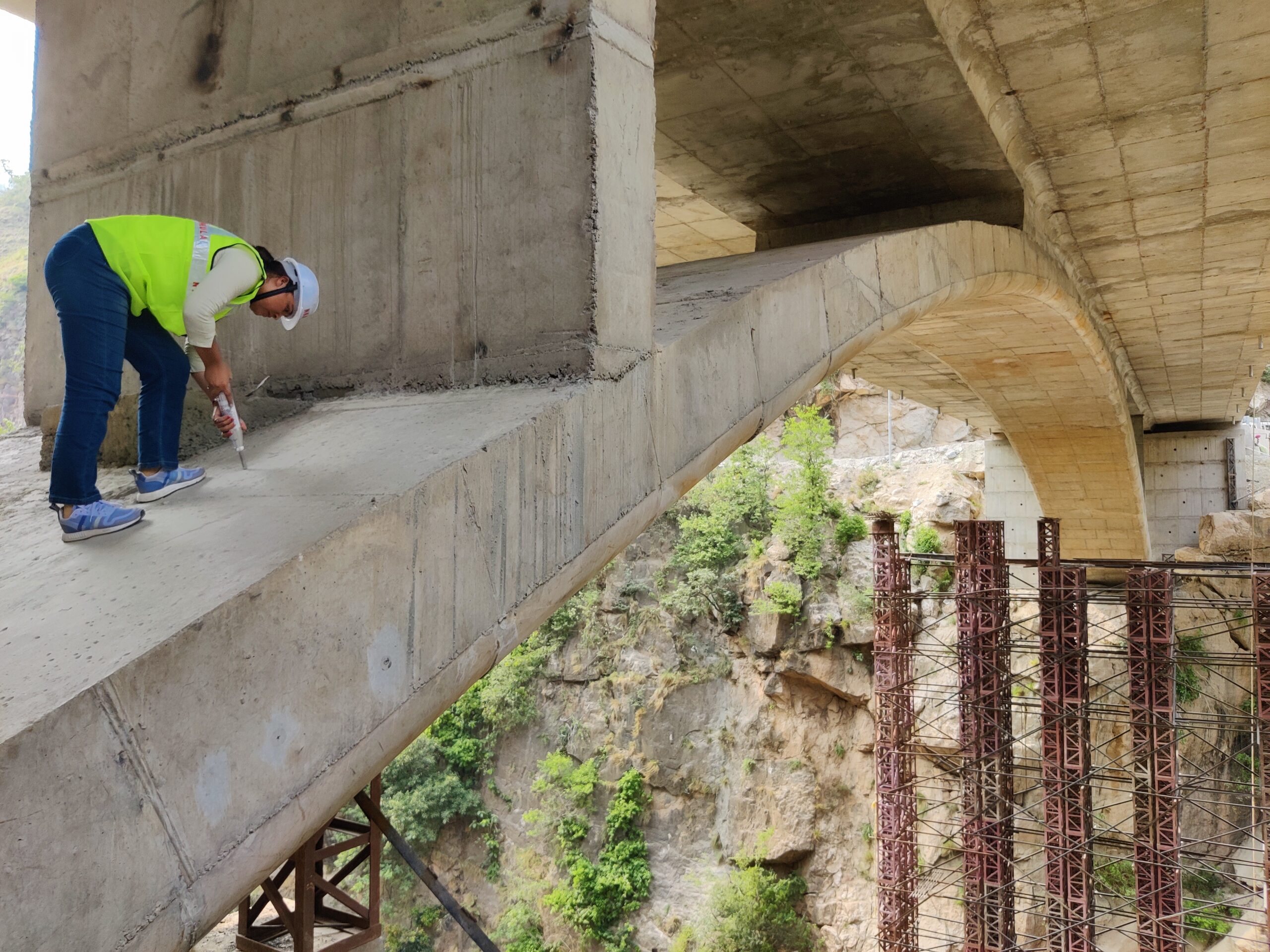 Non-Destructive Testing of Concrete 2 Rebound Hammer Test